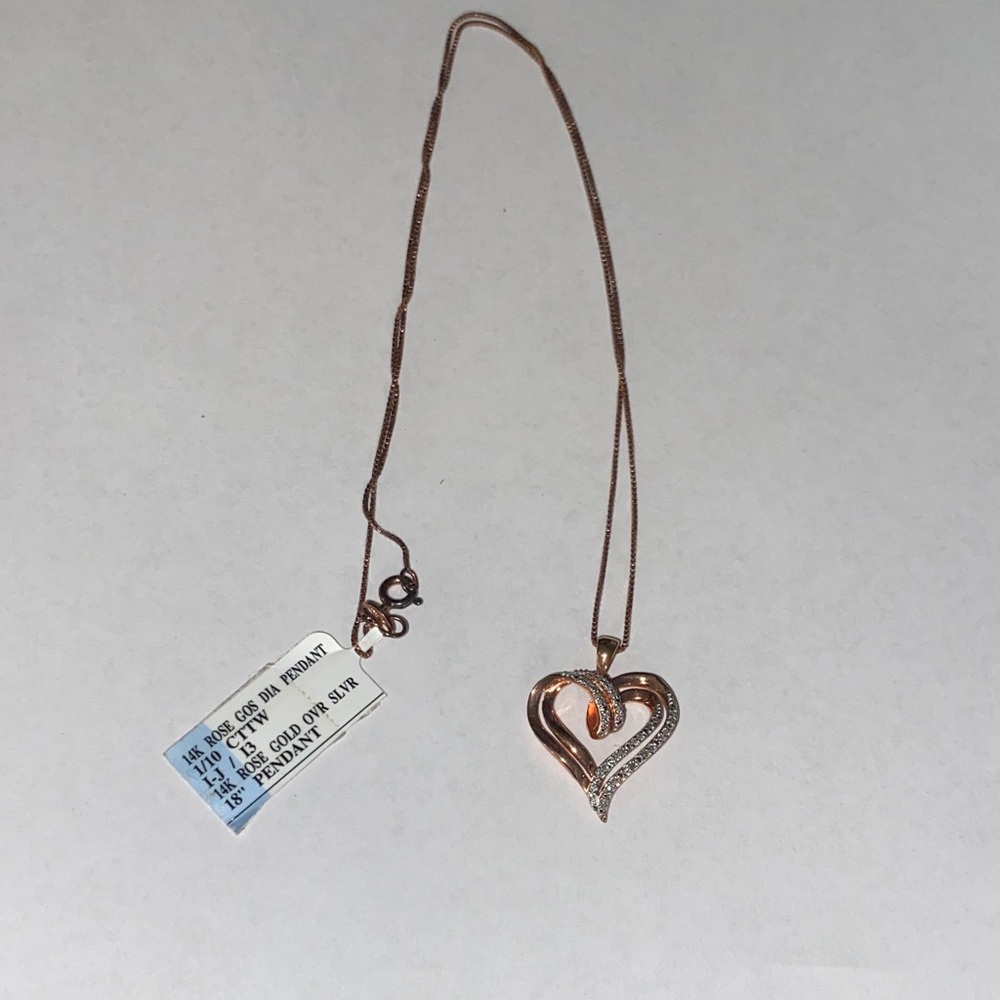 Elegant Heart Pendant Necklace